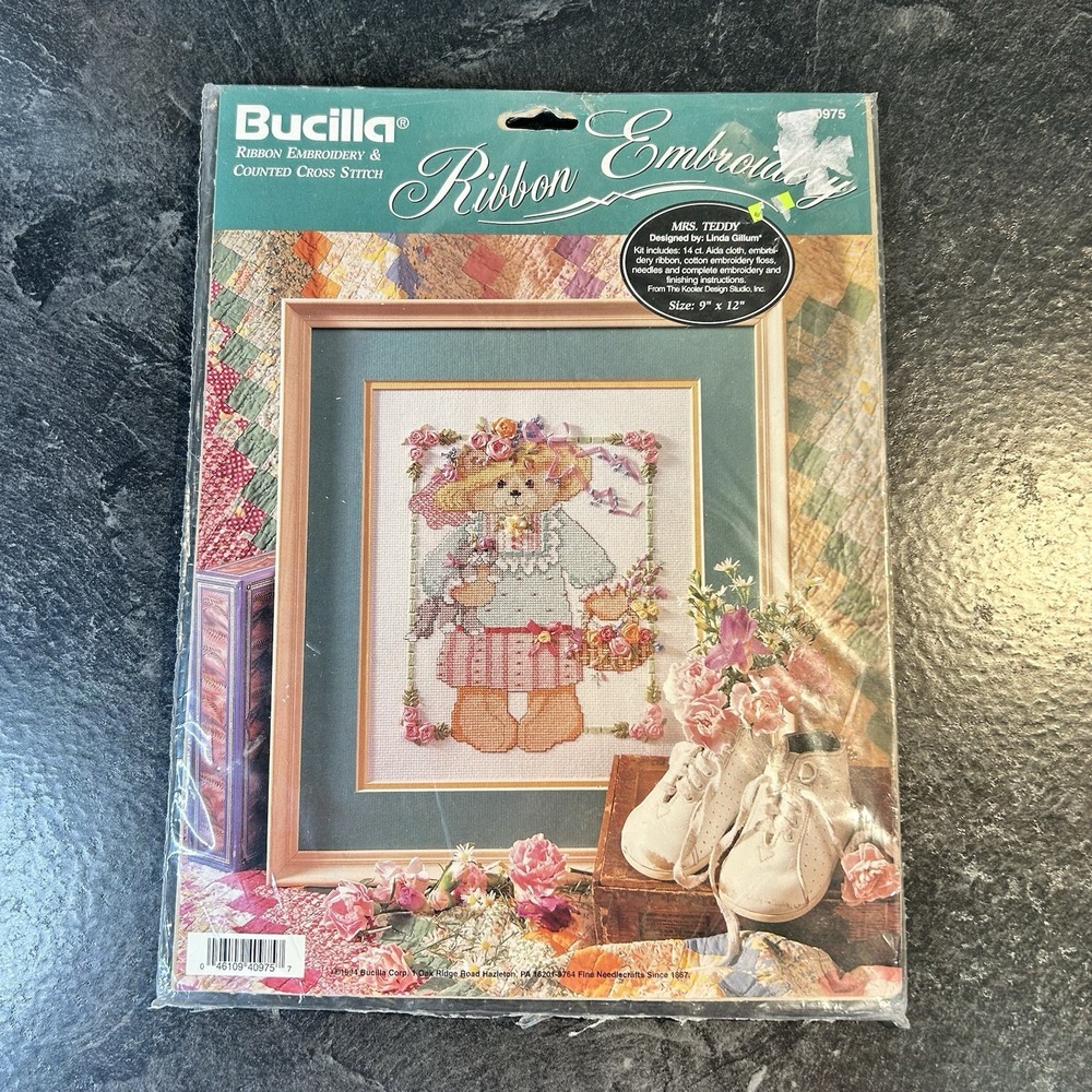 1994 Bucilla Ribbon Counted Cross-Stitch Embroidery Kit 40975 Mrs Teddy SEALED